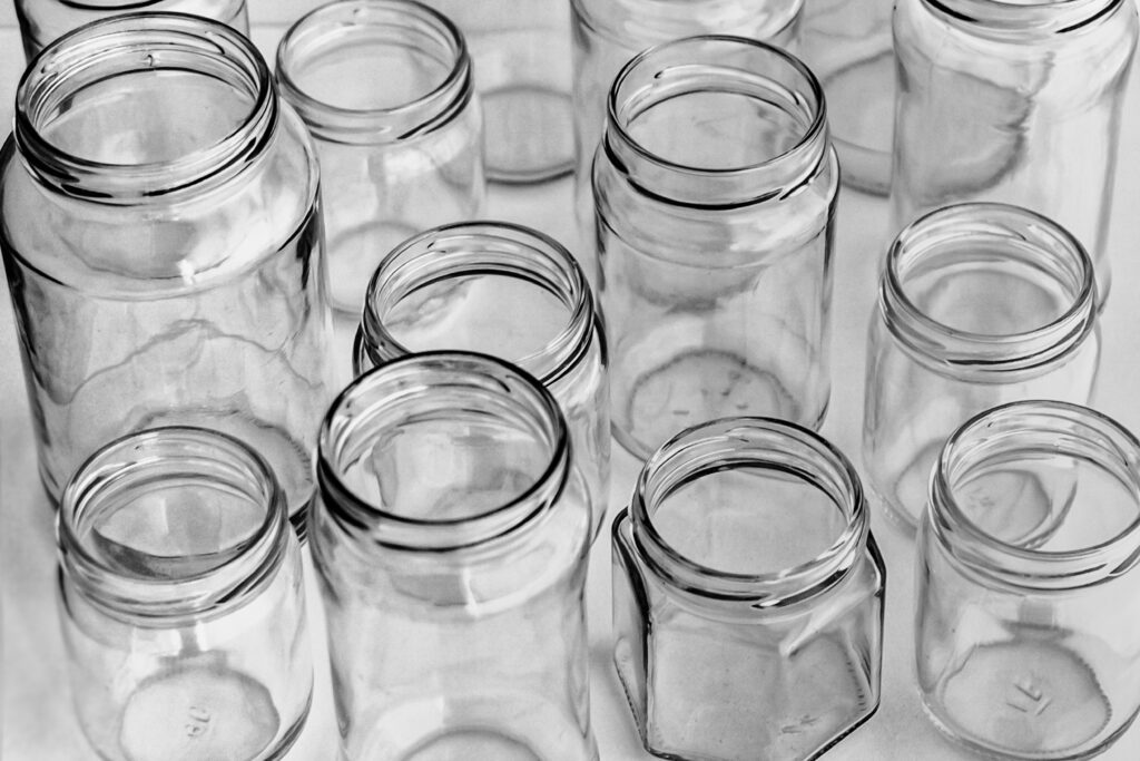 что сделать из баночек детского питания